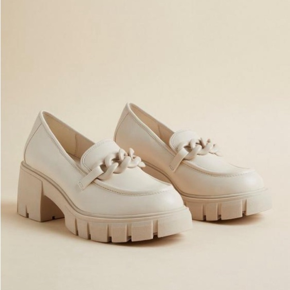 Size 9W Torrid Chunky Loafers